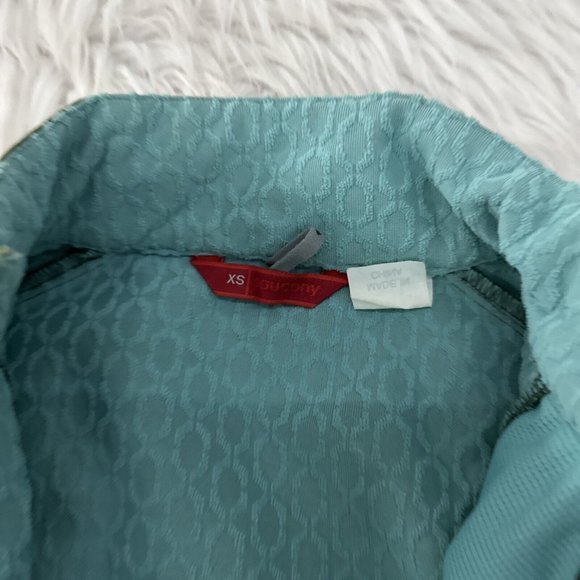 Saucony womens green athletic jacket fitted full zip size XS EUC - Picture 5 of 12